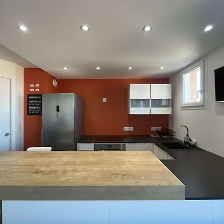 Duplex Contemporain, Climatisation A Deux Pas De La * La Seyne-sur-Mer